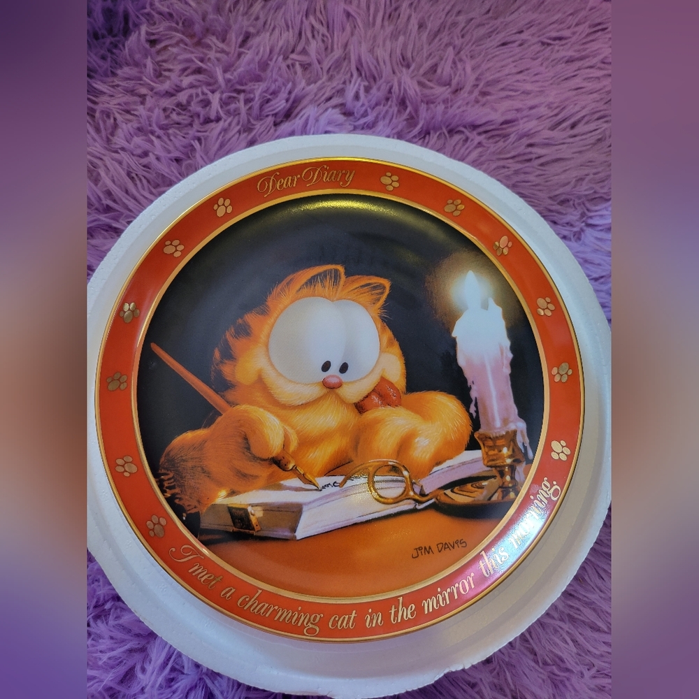 Garfield plate